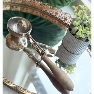 Antique Gilchrist Ice Cream Scoop No. 31 - Rare Size 10 Large Bowl-1920's